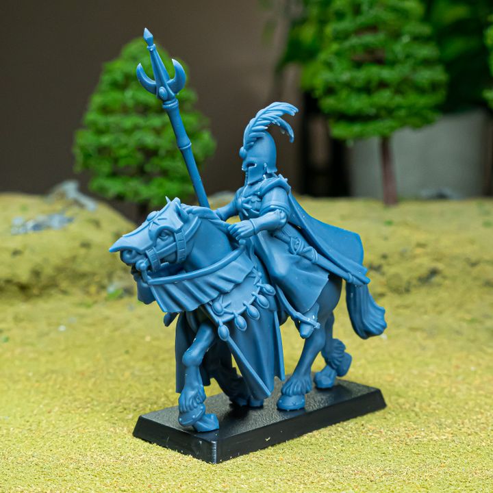 Mounted Aegean Mage on Horse - Highlands Miniatures