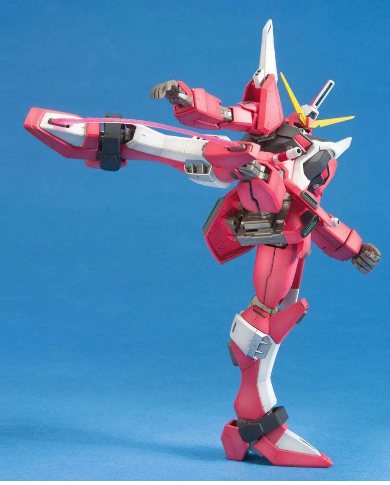 MG Infinite Justice Gundam 1/100