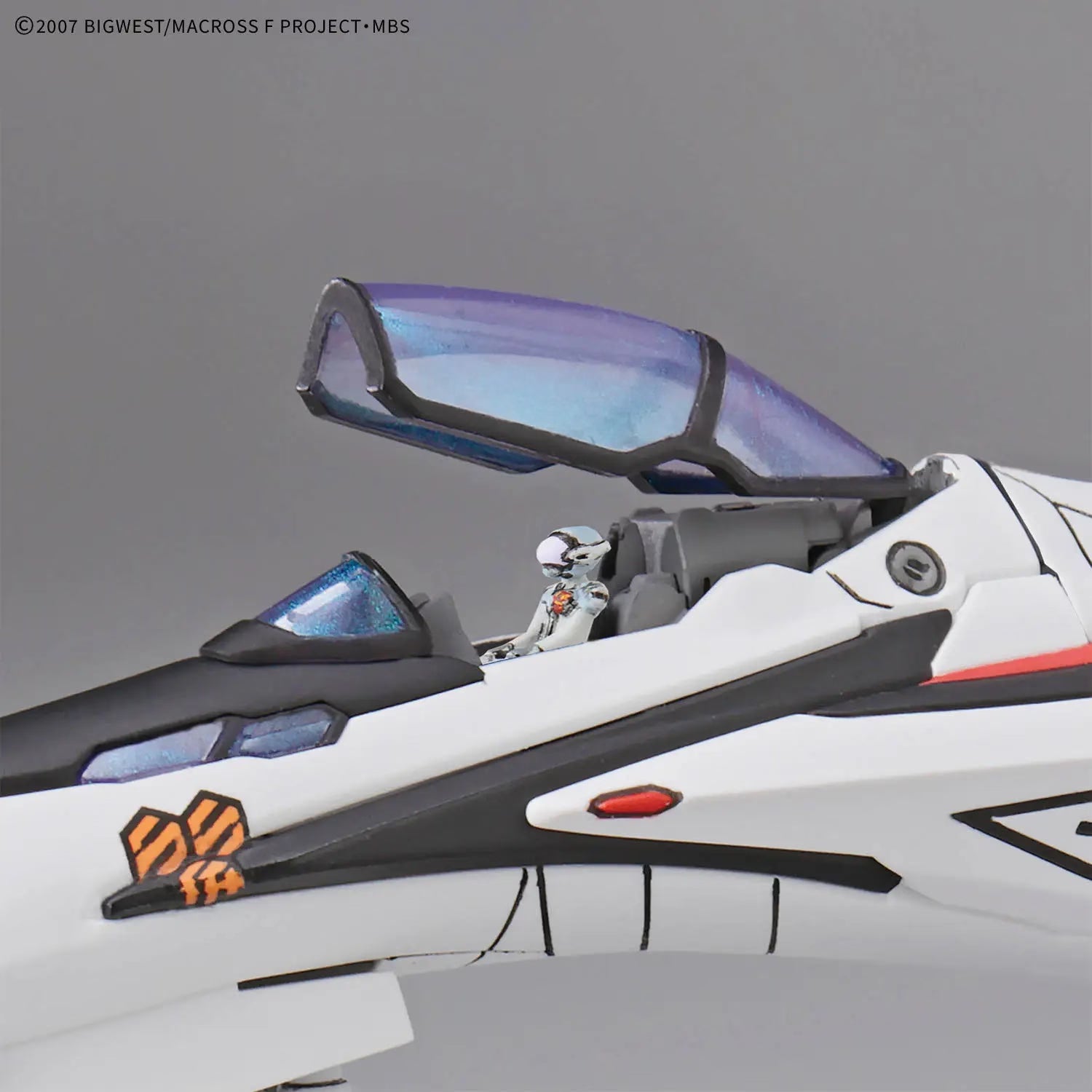 HG VF-25F Messiah Valkyrie (Alto Custom) 1/100