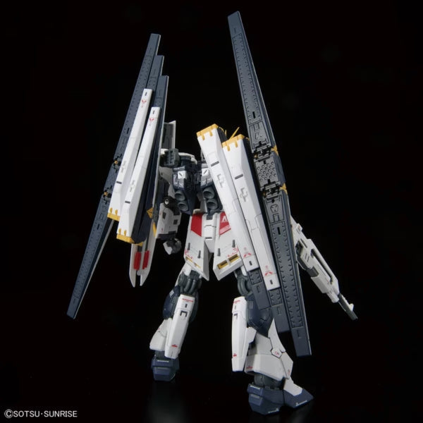 RG 1/144 RX-93 Nu Gundam (Double Fin Funnel Type) - Limited Edition